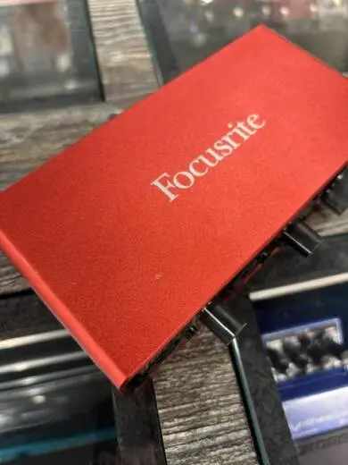 Focusrite - SCARLETT2I2MK3 2